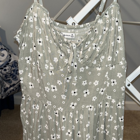 Hollister Dress - Picture 2 of 6